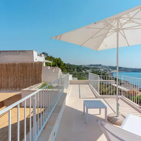 Marinaia-casa Brezza * Castro (Lecce)